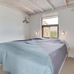 Cathalina - 75m From The Sea By Interhome *