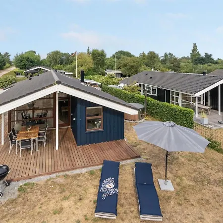 Semesterbostad Holiday Home Cathalina - 75M From The Sea By Interhome *