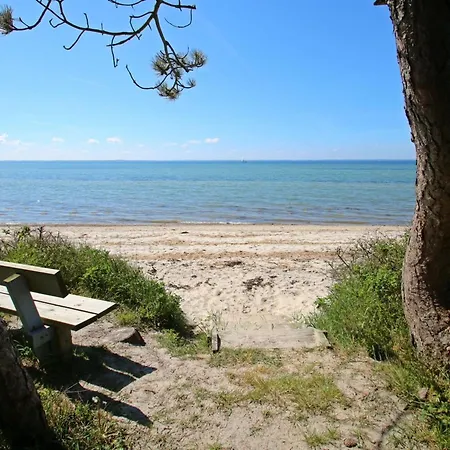 Сasa de vacaciones Cathalina - 75m From The Sea By Interhome