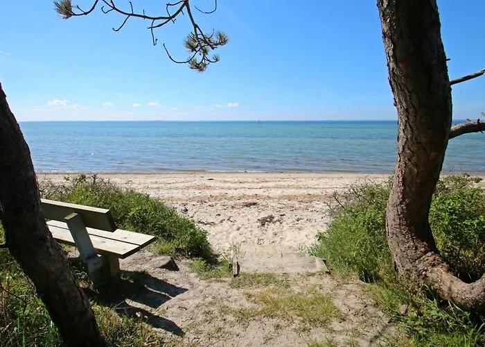 Holiday home Cathalina - 75m From The Sea By Interhome