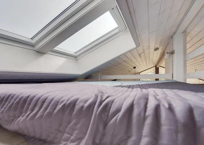 Cathalina - 75m From The Sea By Interhome